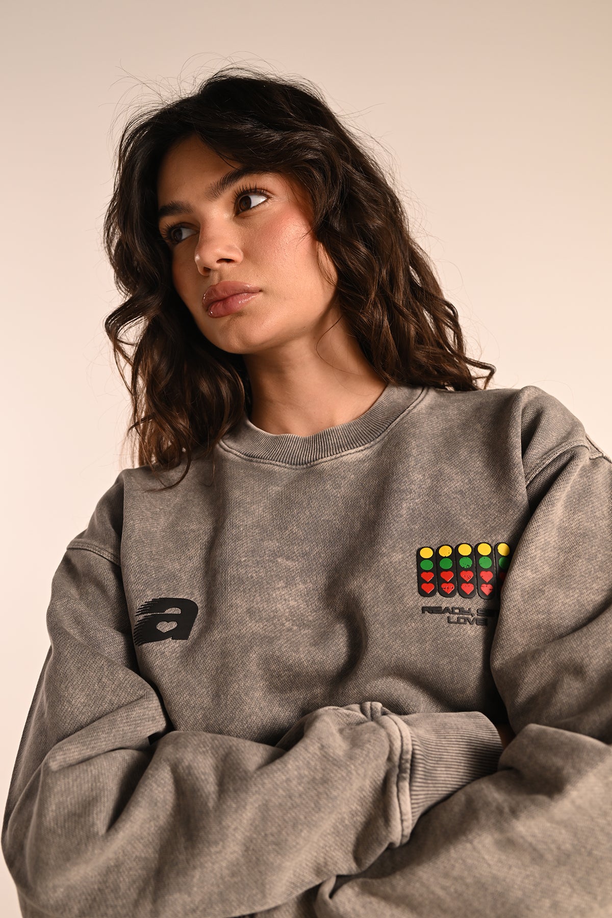 CIRCUIT ACID WASH CREWNECK