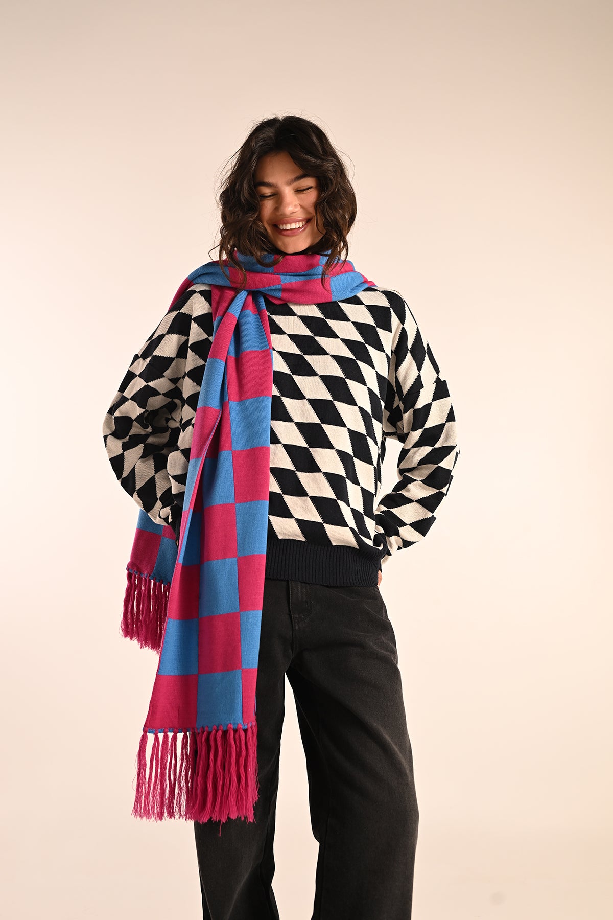 HOT LAP SCARF ELECTRIC