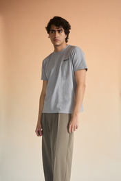 ESSENTIAL T-SHIRT GREY