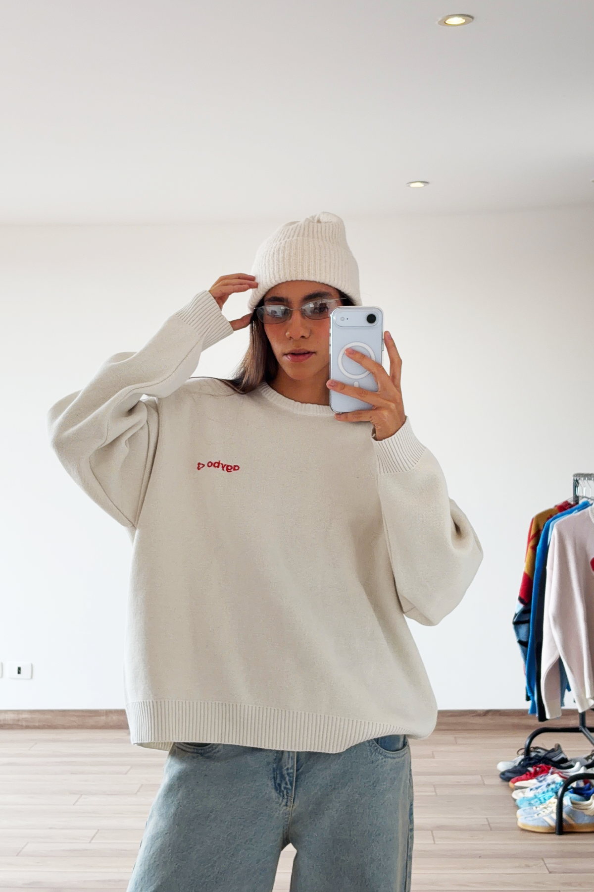 LOGO <3 SWEATER IVORY