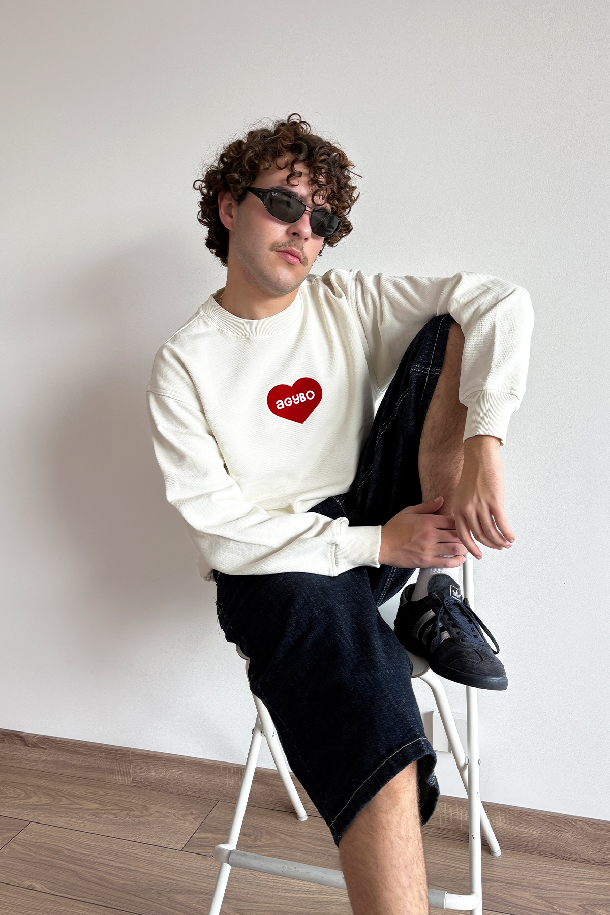 Iconic Crewneck Off-White