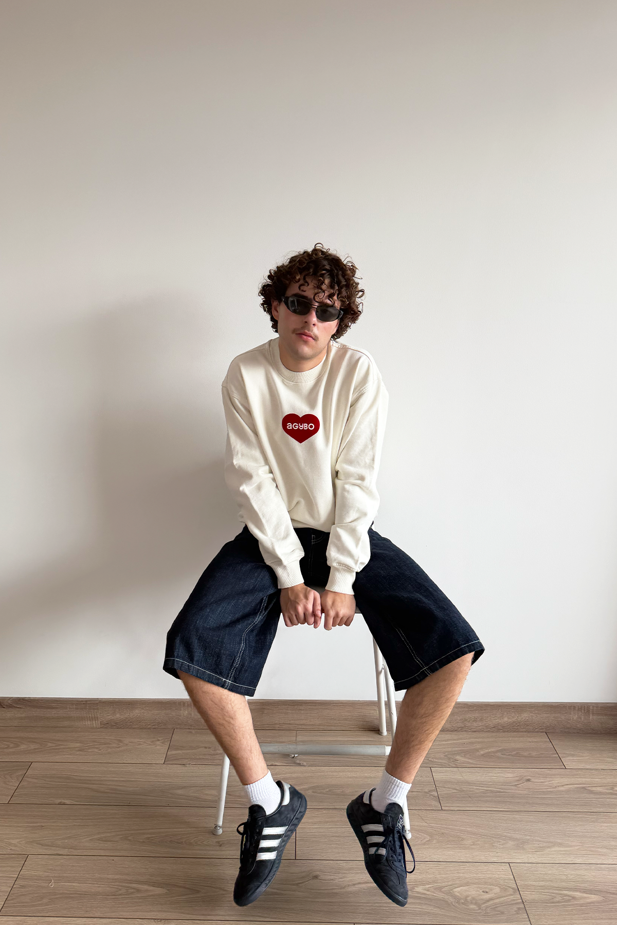 Iconic Crewneck Off-White