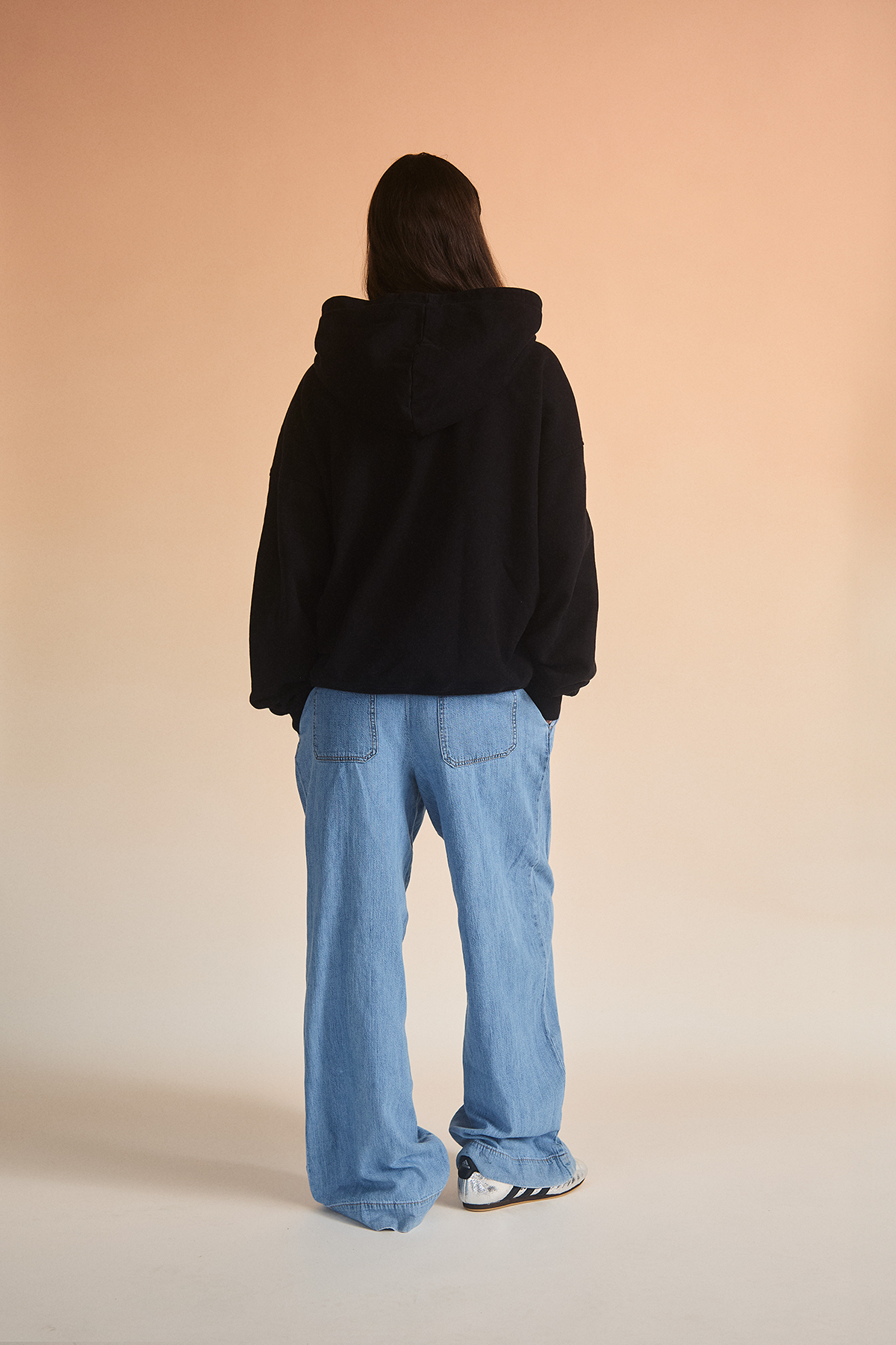 ZIP-UP HOODIE BLACK
