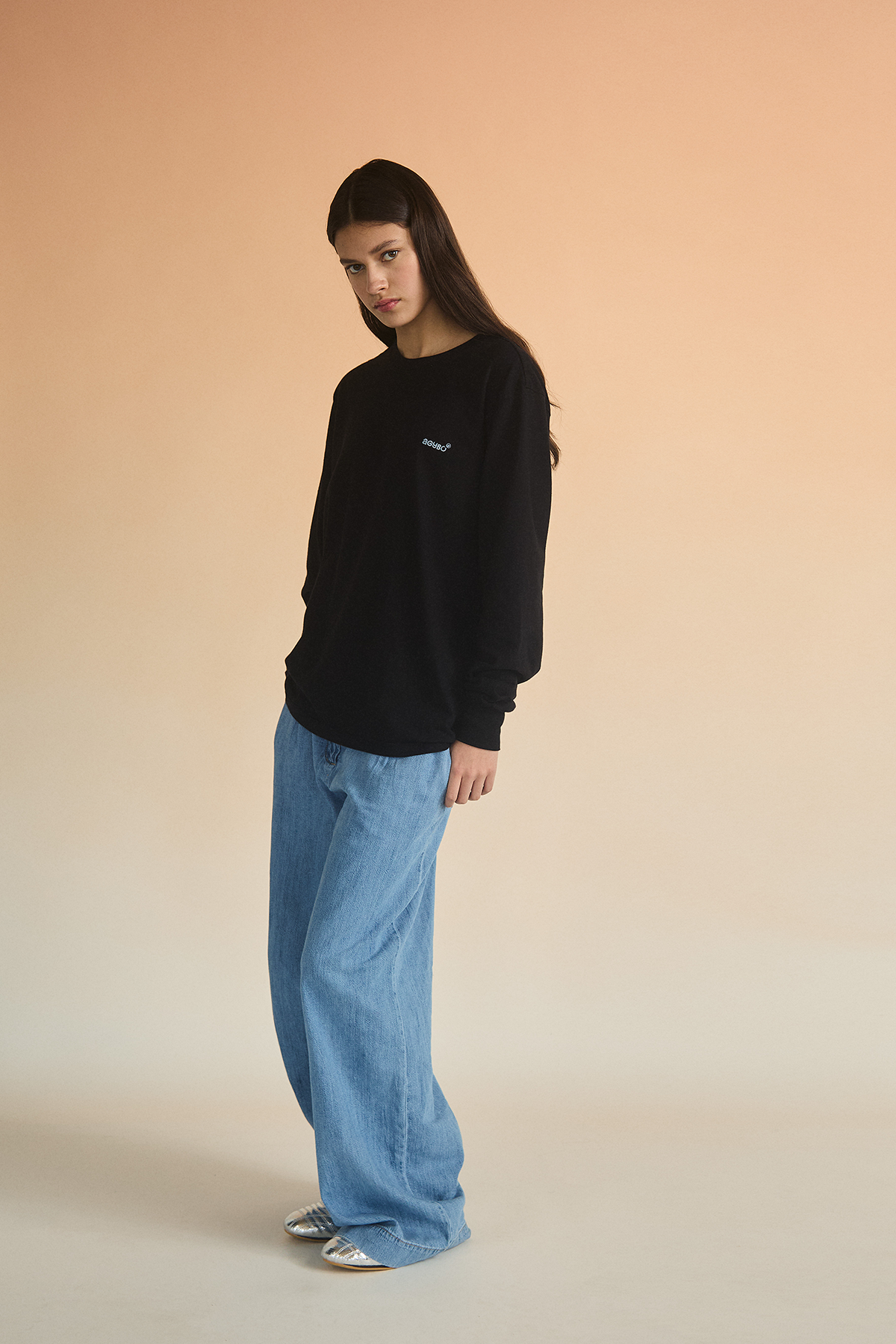 ESSENTIAL LONG SLEEVE BLACK