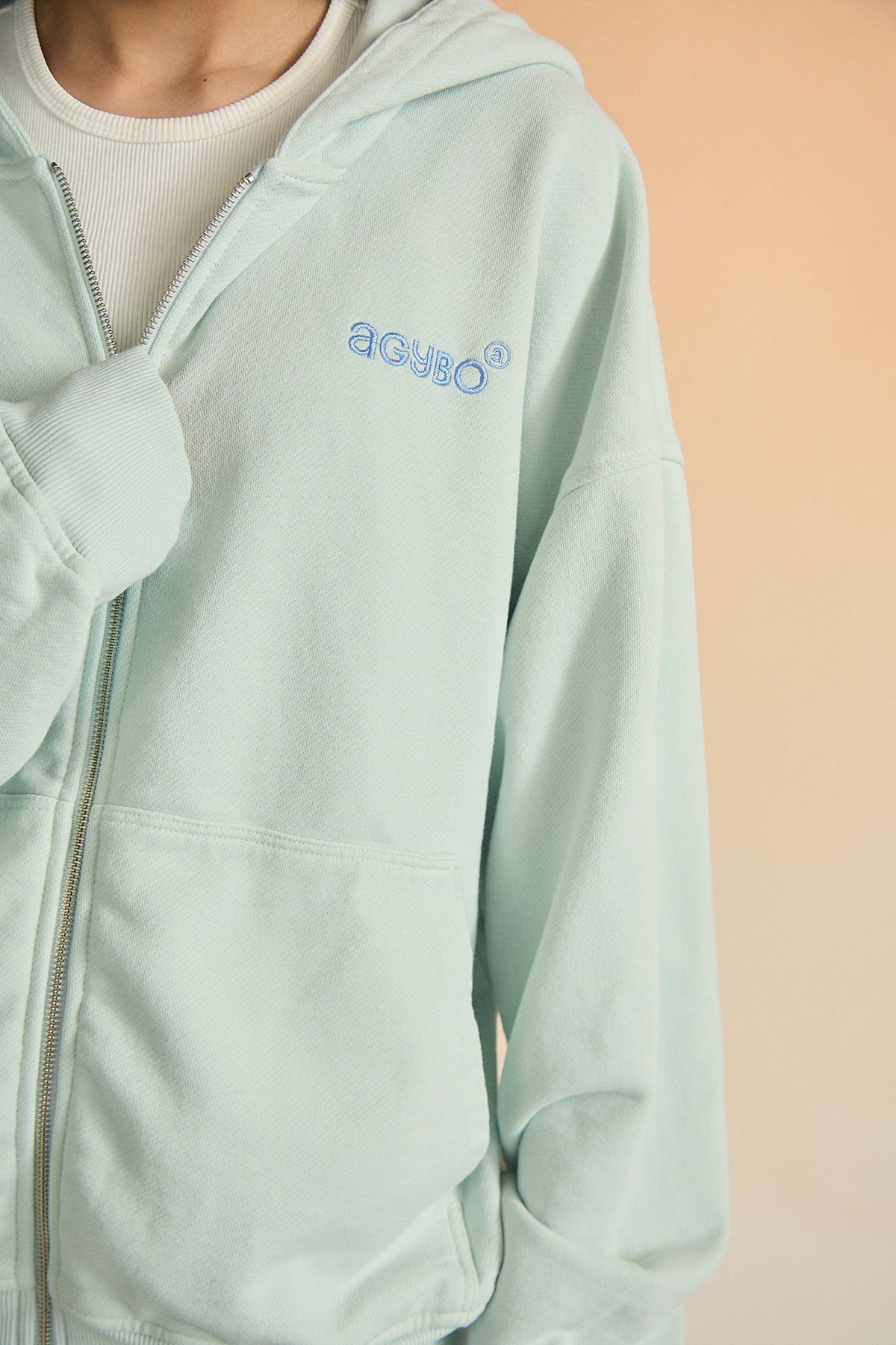 ZIP-UP HOODIE BABY BLUE