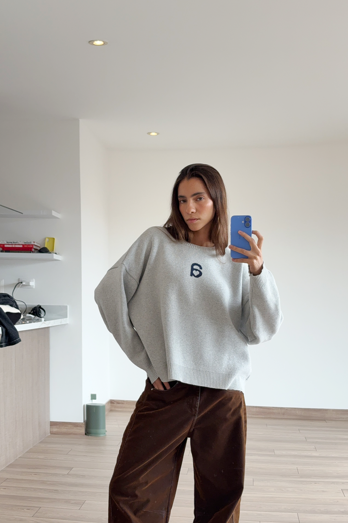 MONOGRAM SWEATER HEATHER GREY