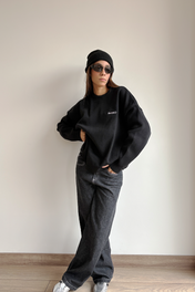 ESSENTIAL SWEATER BLACK