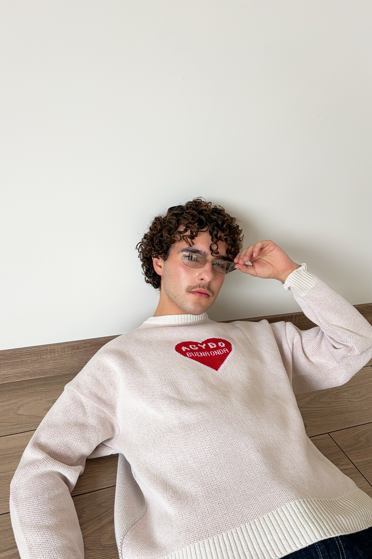 STRAWBERRY KNIT SWEATER