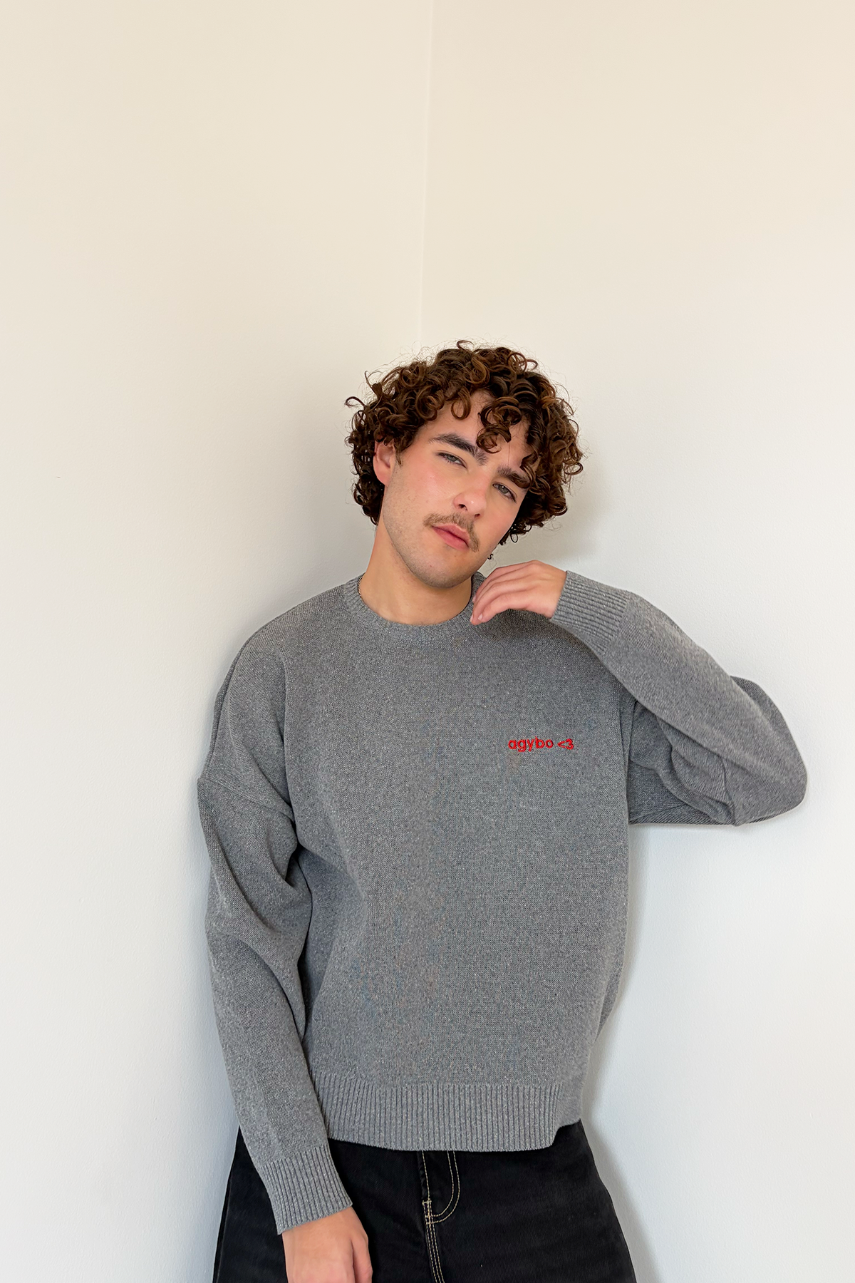 LOGO <3 SWEATER DARK GREY