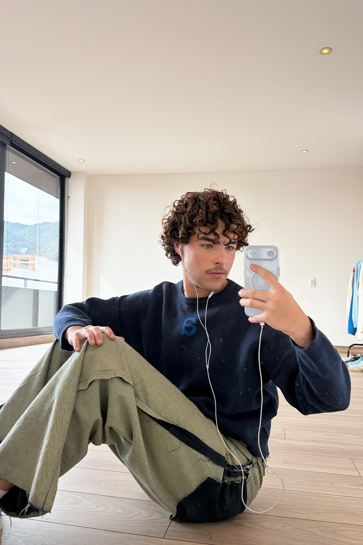 MONOGRAM SWEATER NAVY BLUE