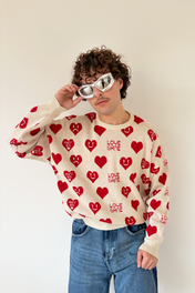 LOVE ME NOT KNIT SWEATER