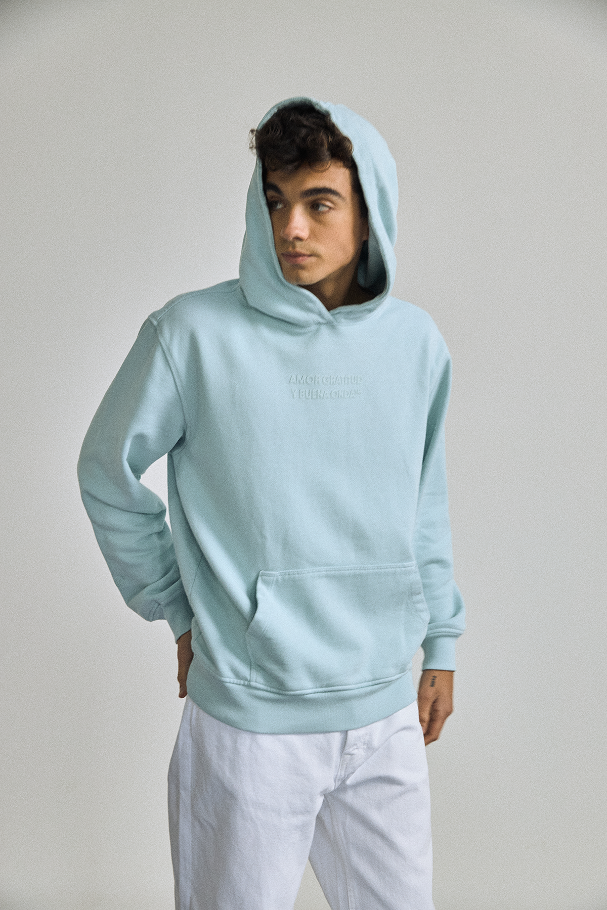 SIGNATURE HOODIE LIGHT BLUE