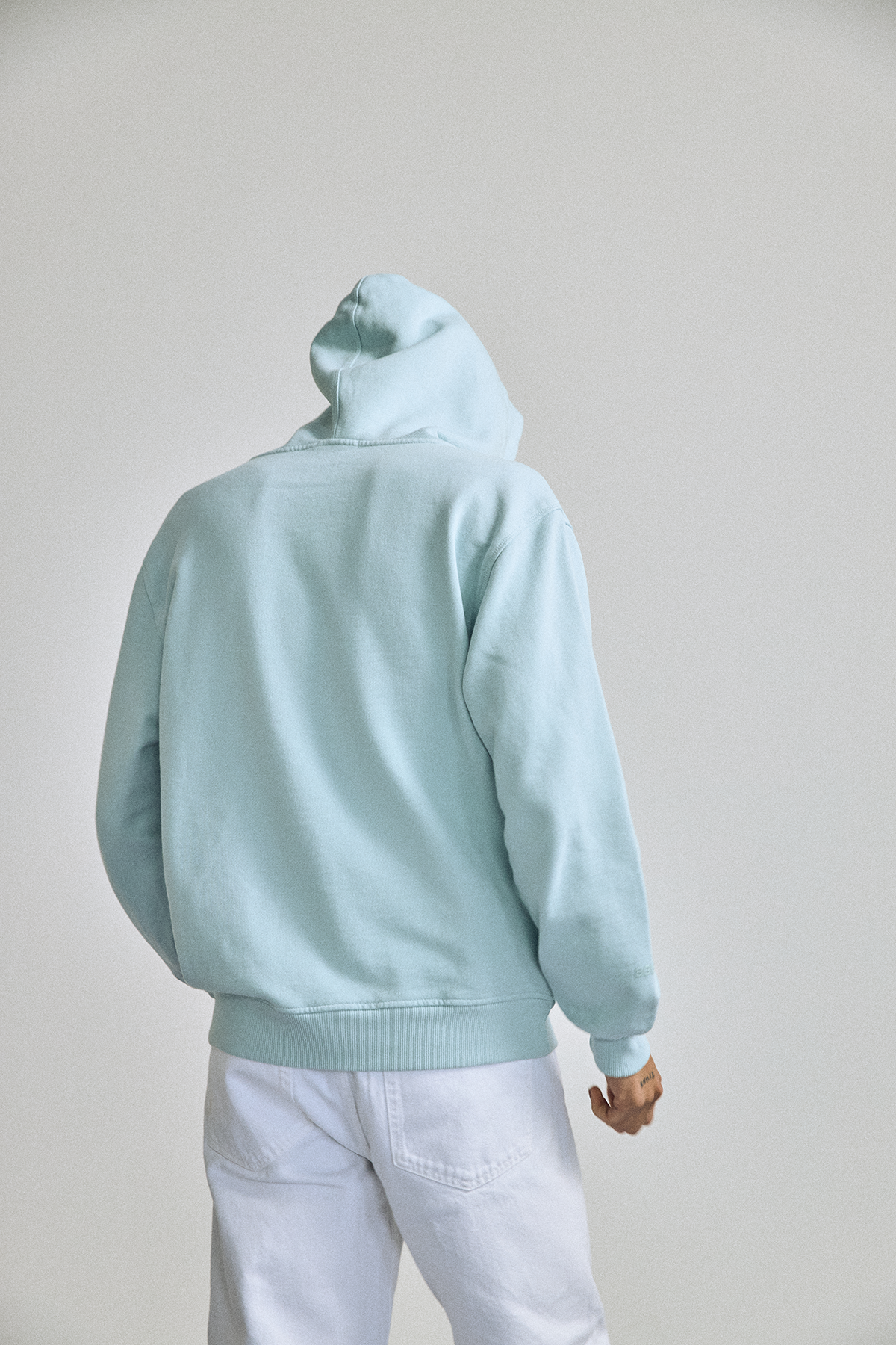 SIGNATURE HOODIE LIGHT BLUE