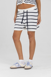 TROPICAL WAVE SHORTS