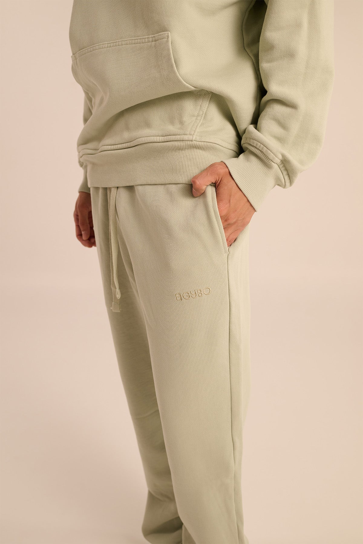 CORE JOGGERS LIGHT GREEN