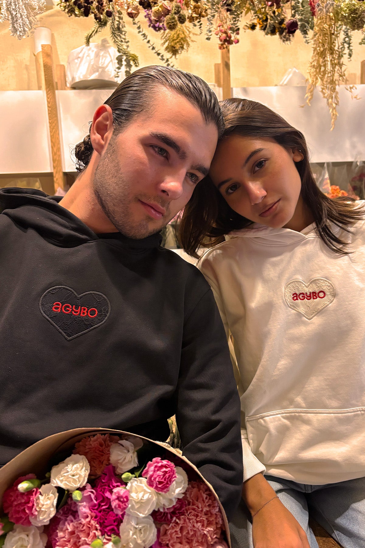 LACE LOGO HOODIE BLACK