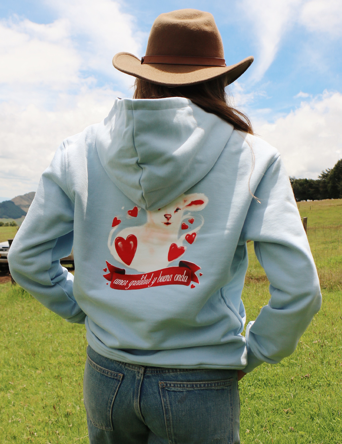 BABY_LAMB_HOODIE_1.png