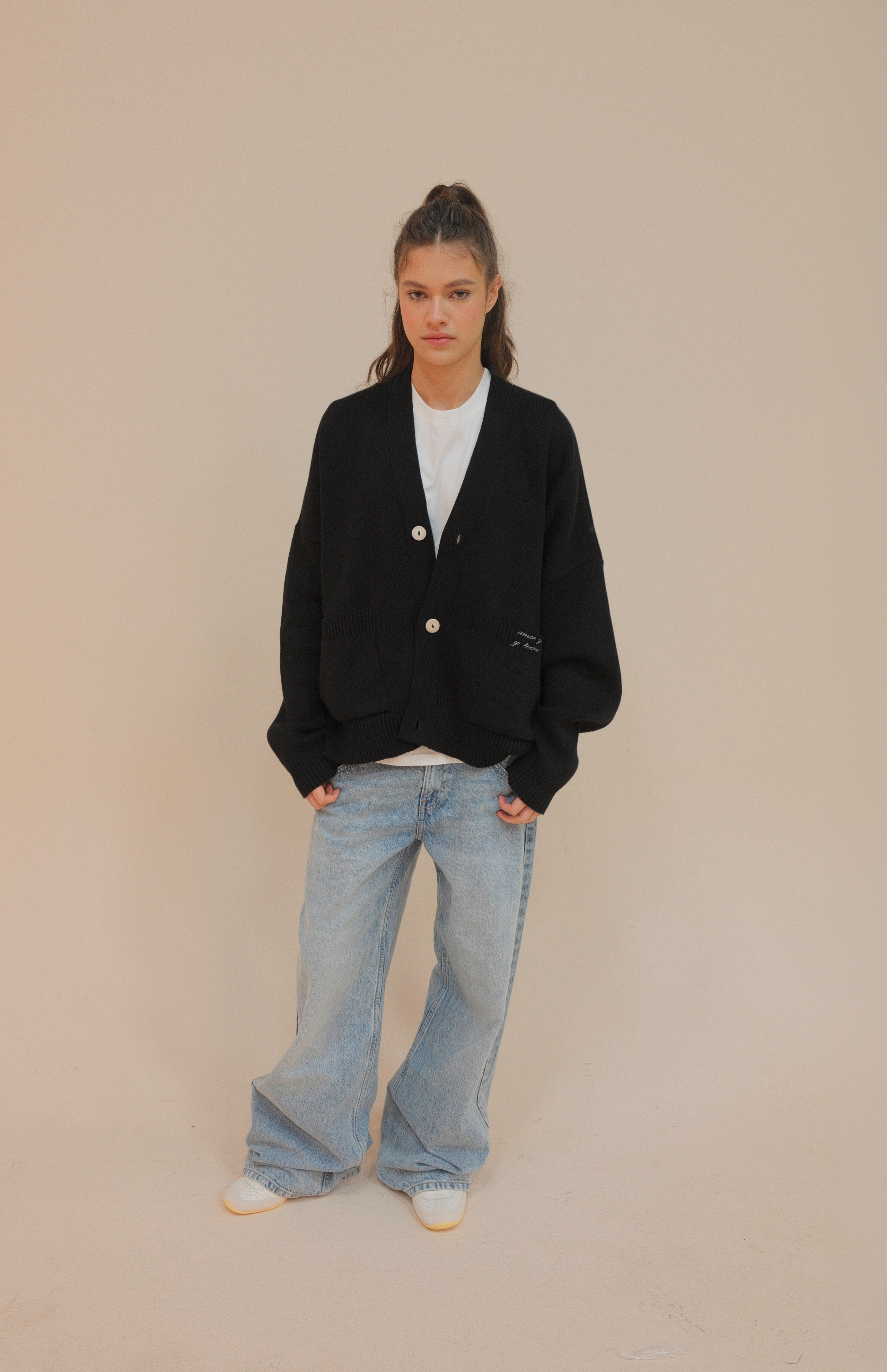 SIGNATURE CARDIGAN BLACK