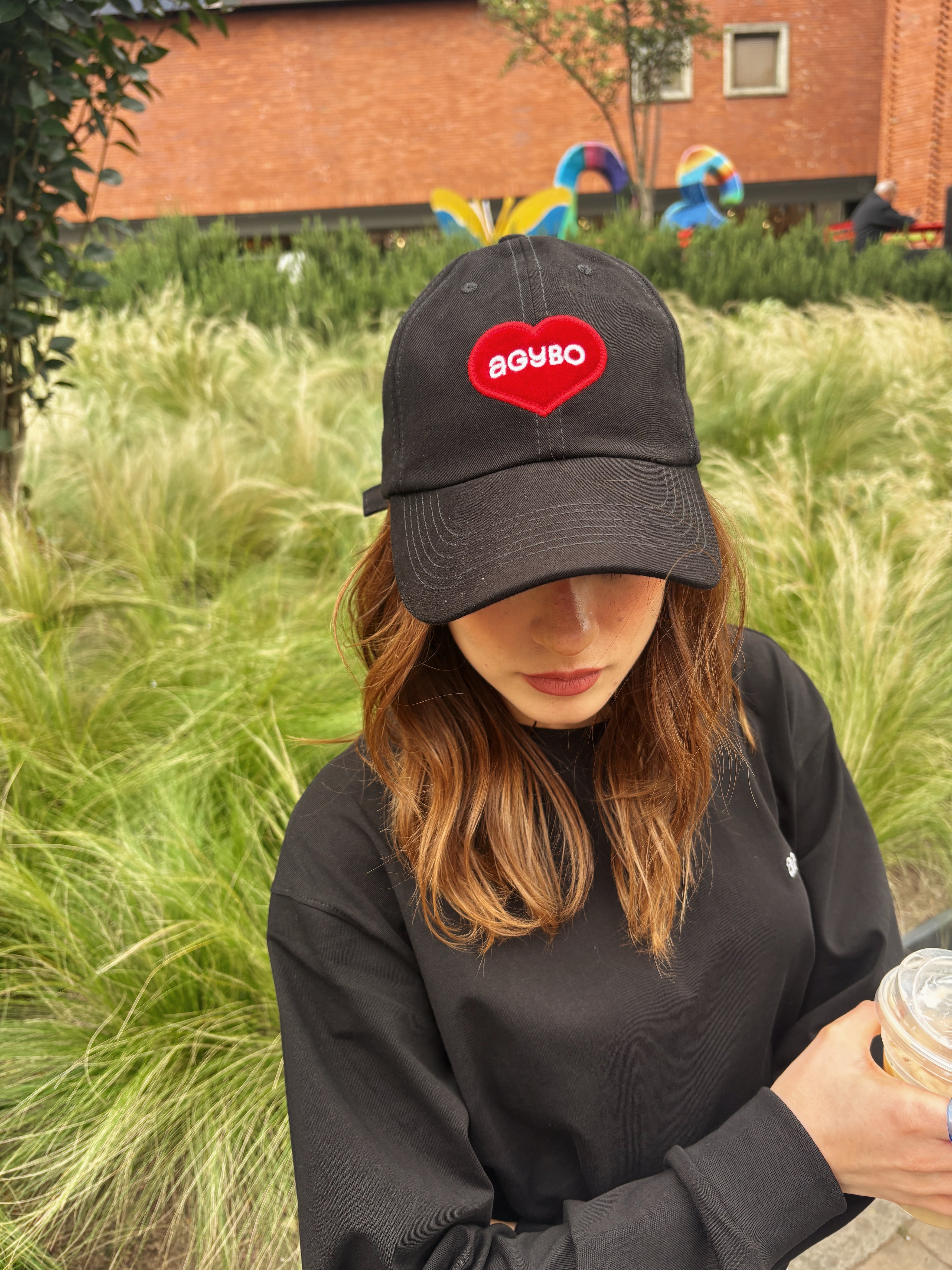 ICONIC HAT BLACK
