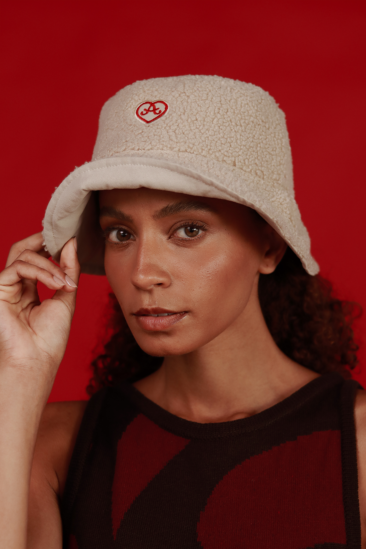 AMOR BUCKET HAT