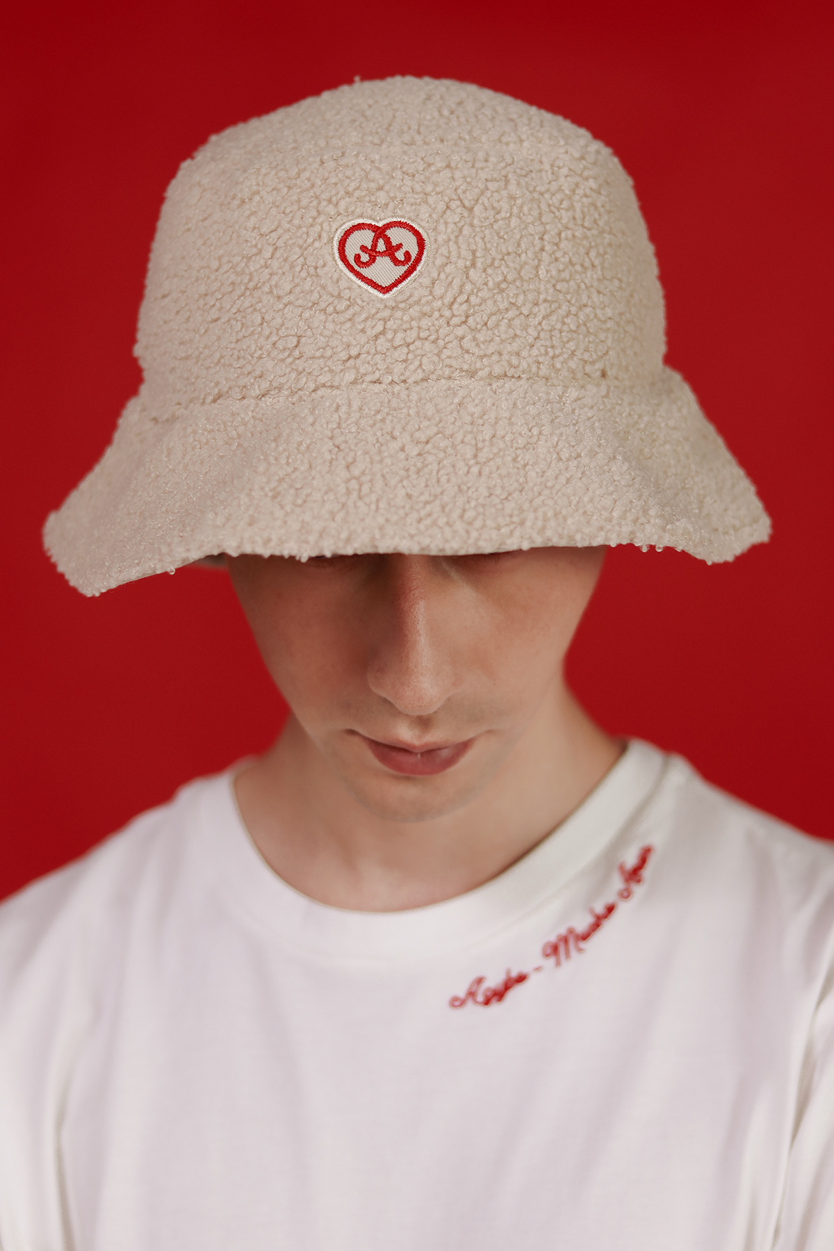 AMOR BUCKET HAT