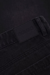 DARK WASH JEANS