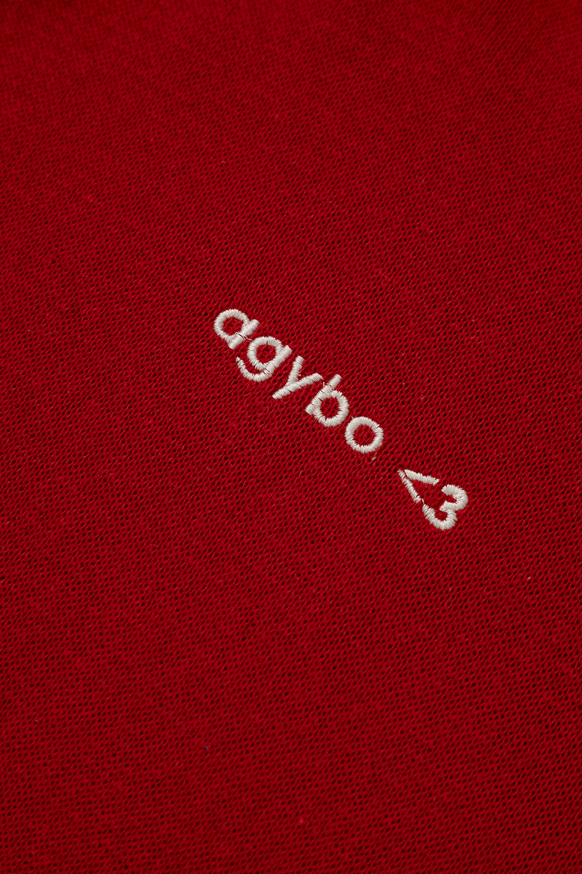 LOGO <3 SWEATER RED