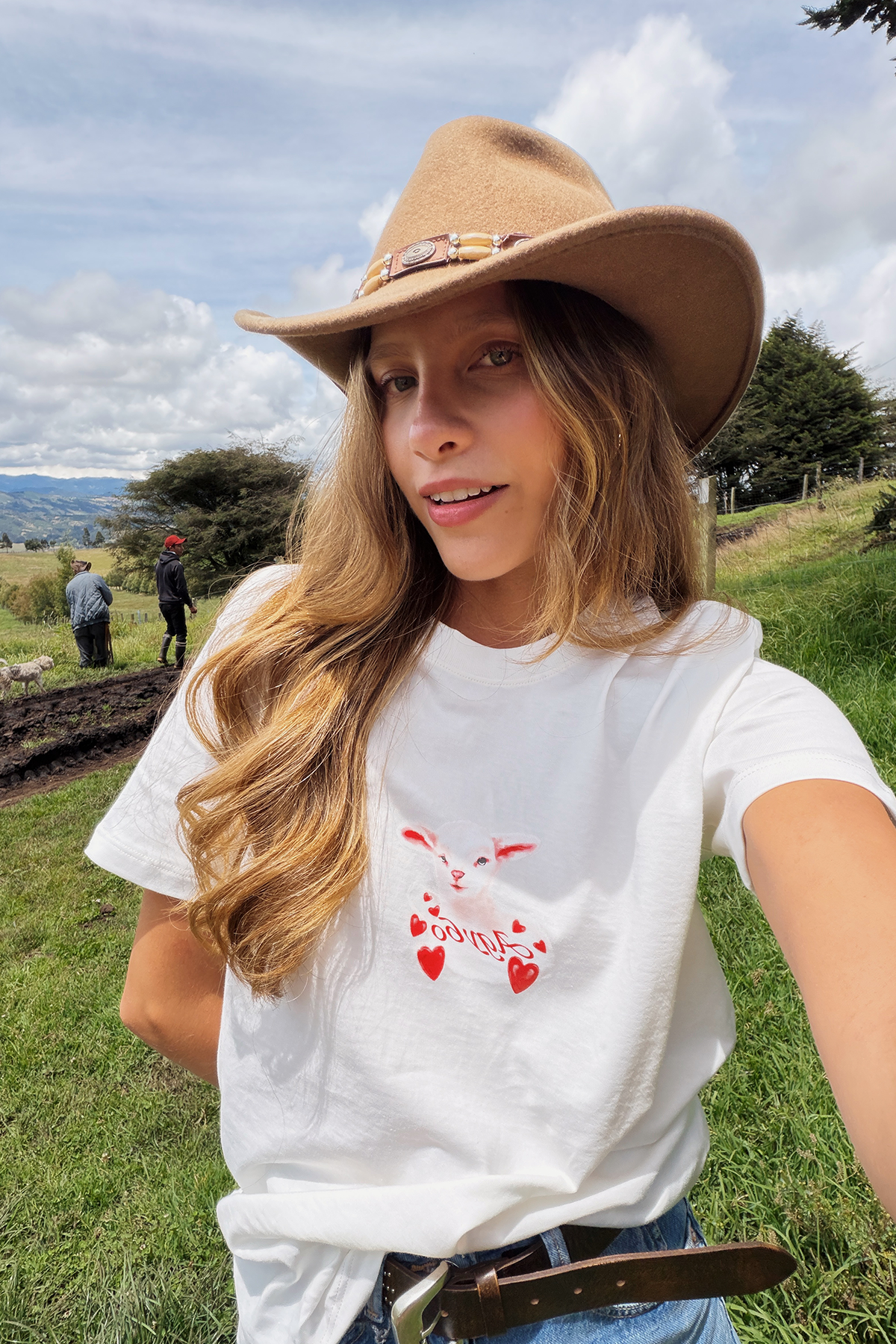 FLUFFY T-SHIRT WHITE
